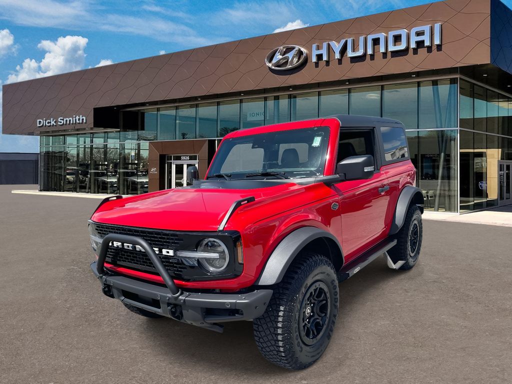2023 Ford Bronco Wildtrak photo 2