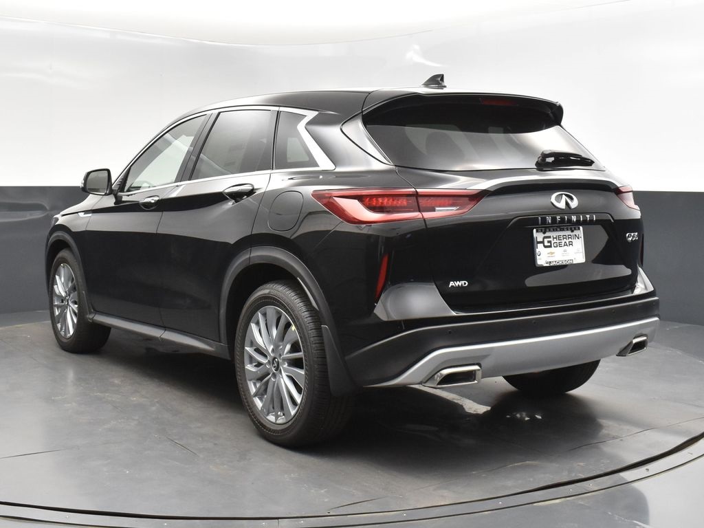 2025 Infiniti QX50 PURE AWD photo 5
