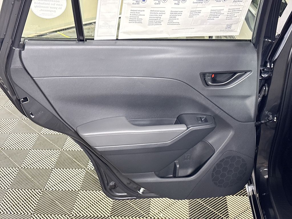 2025 Subaru Impreza Base photo 18