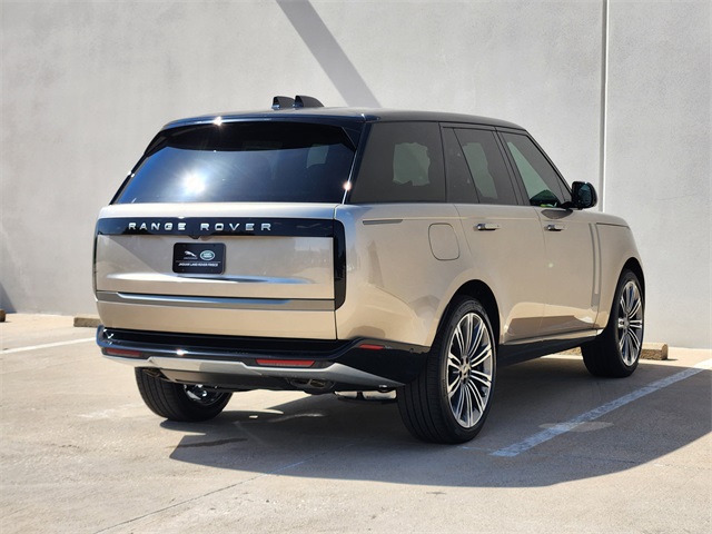 2025 Land Rover Range Rover SE photo 4