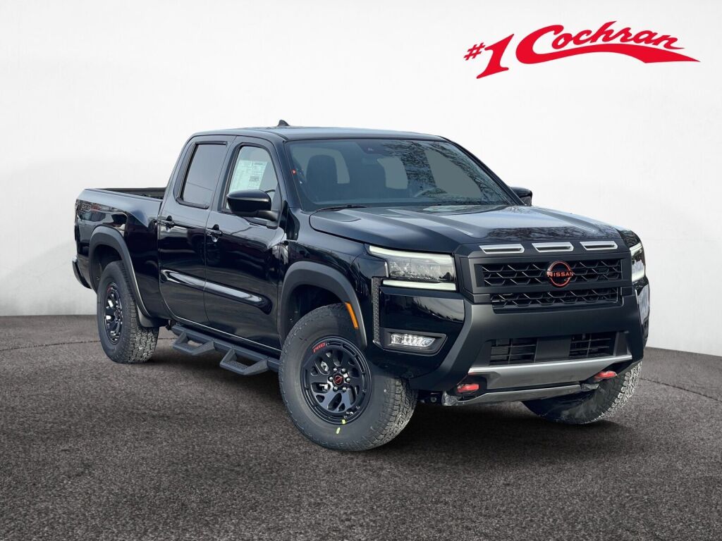 2026 Nissan Frontier PRO-4X's photo