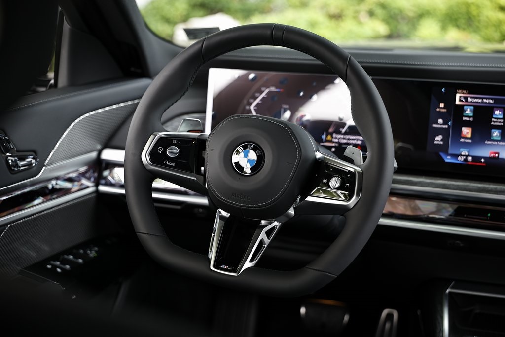 2025 Bmw 740i photo 25