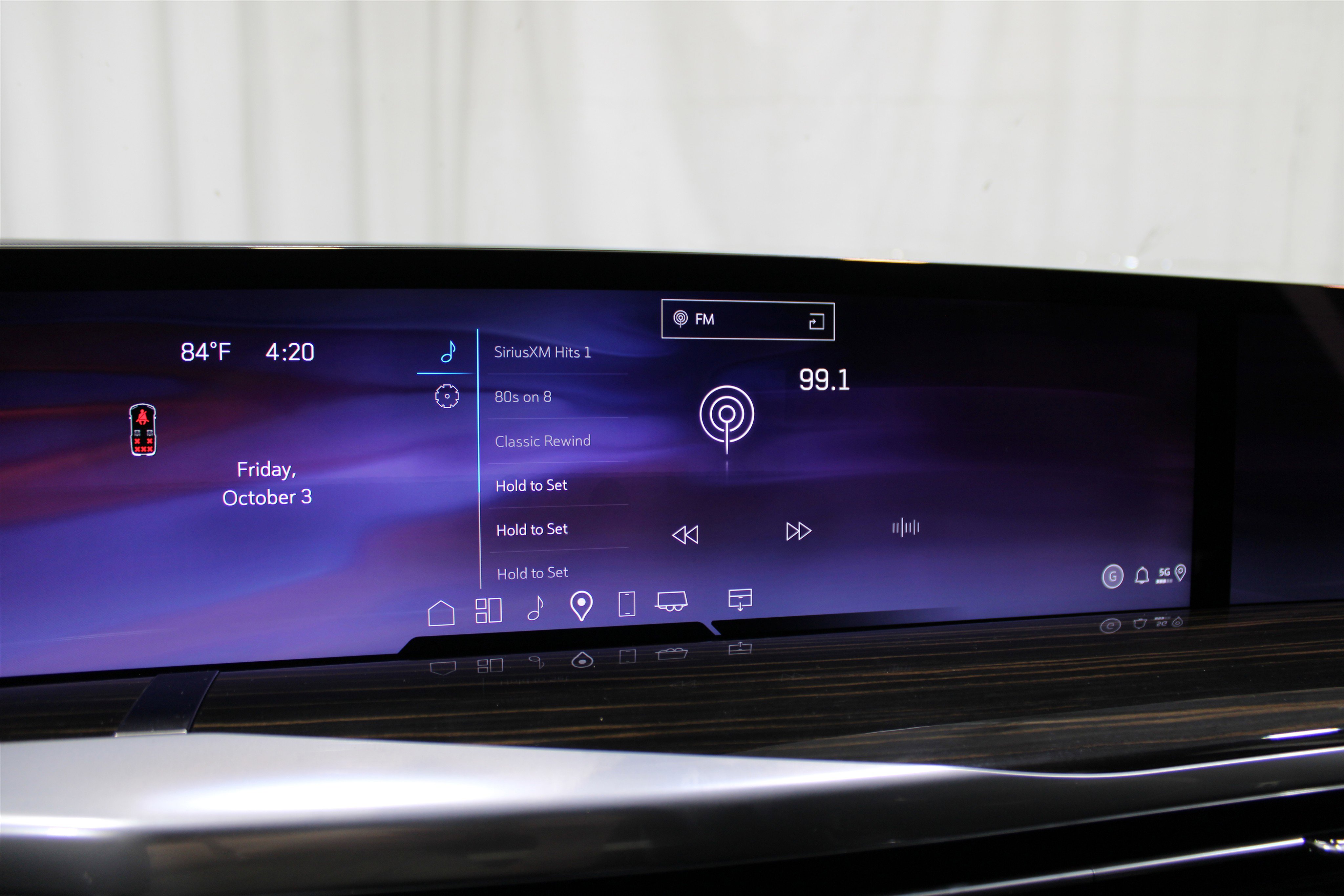 2025 Cadillac Escalade Premium Luxury photo 10