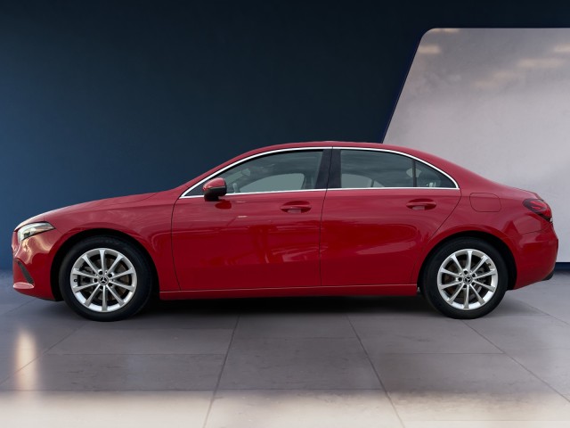 2019 Mercedes Benz A 220 photo 2