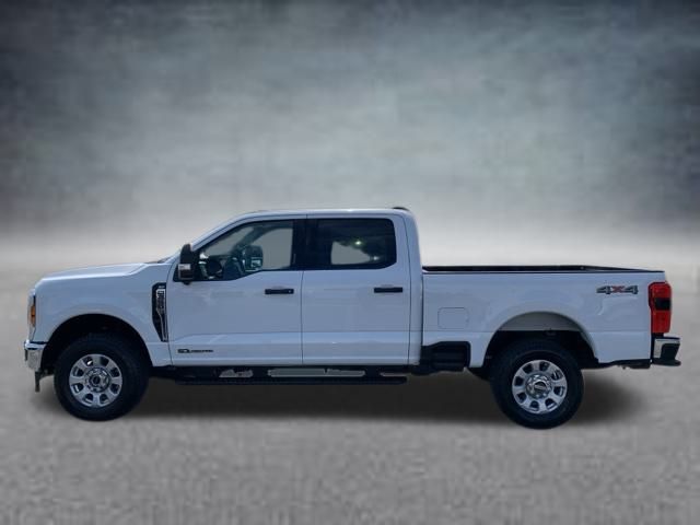 2024 Ford F-250 XLT photo 4