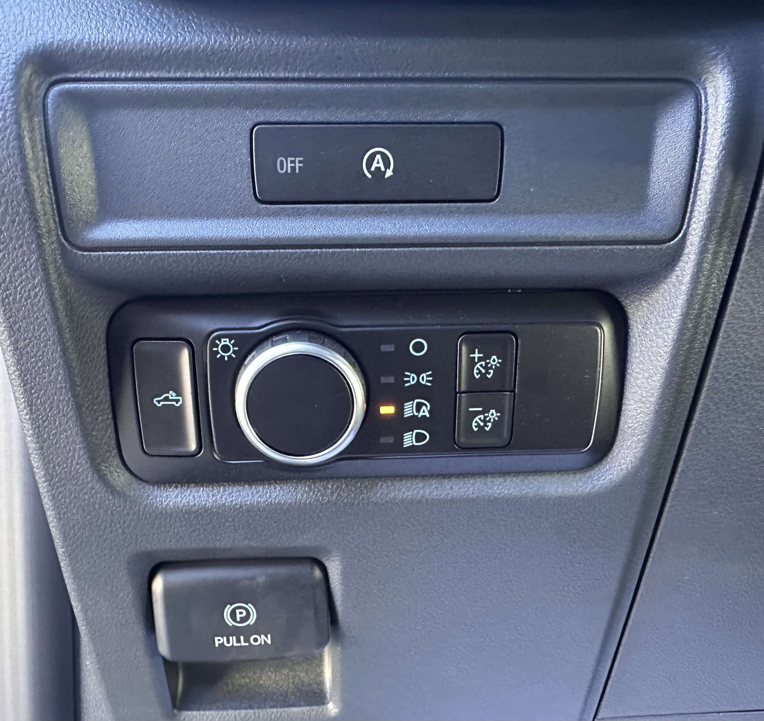 2025 Ford F-150 STX photo 3