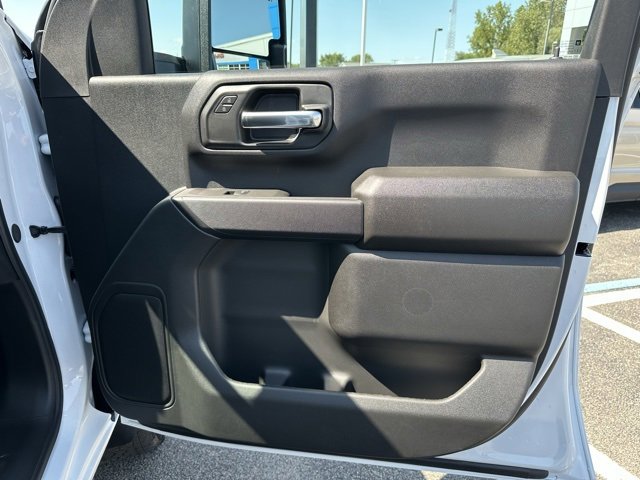 2026 Chevrolet Silverado 2500HD Custom photo 7