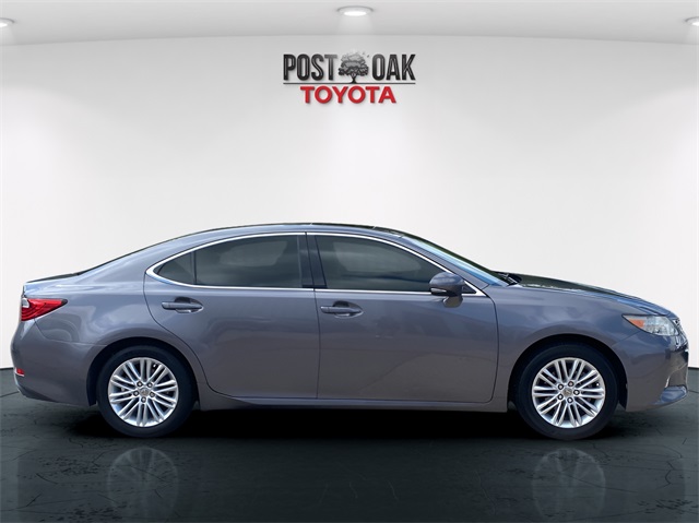 2013 Lexus ES 350 photo 9