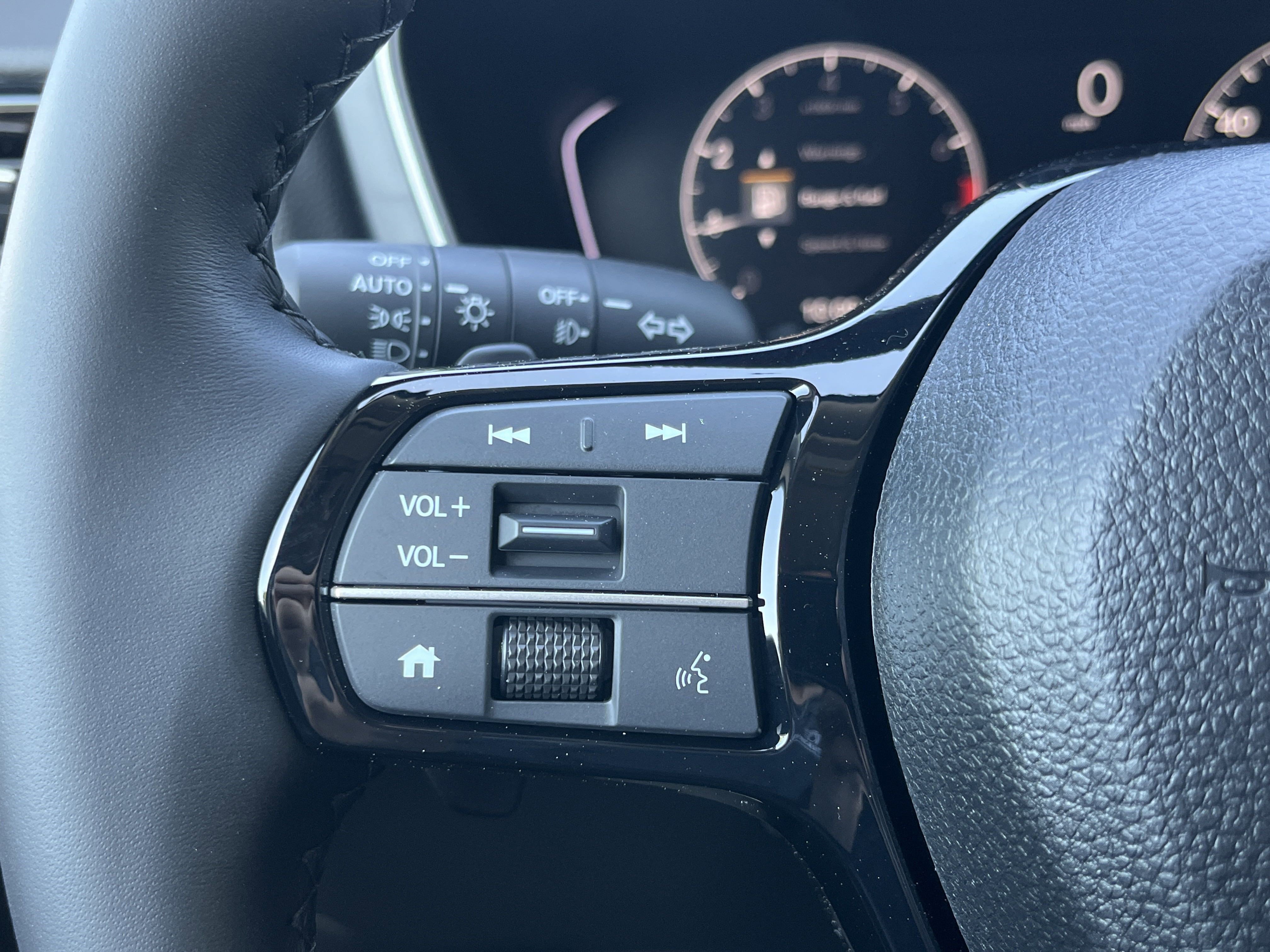 2025 Honda Pilot EX-L photo 12
