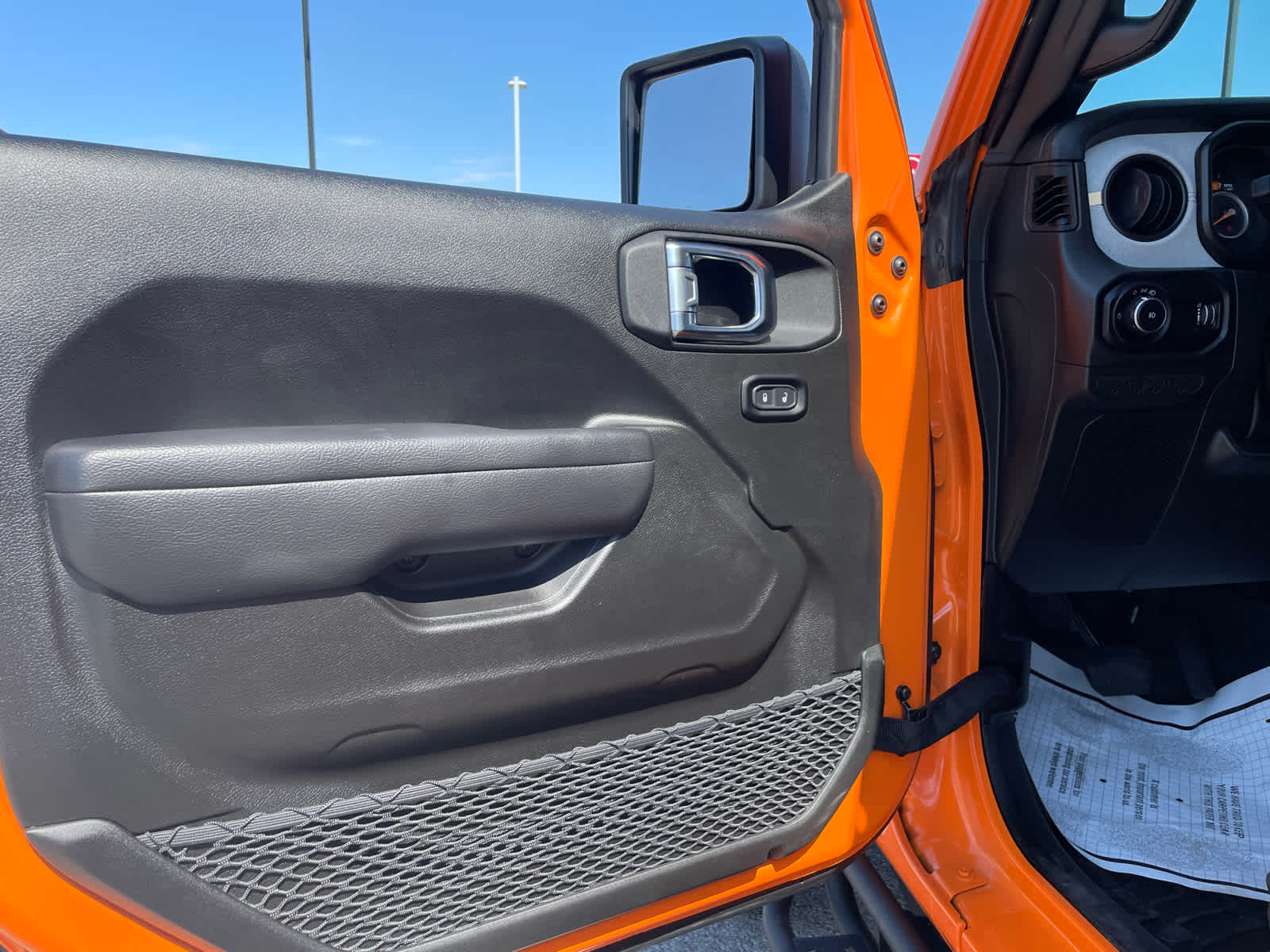 2025 Jeep Wrangler Sport photo 10