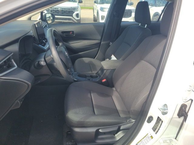 2023 Toyota Corolla LE photo 8