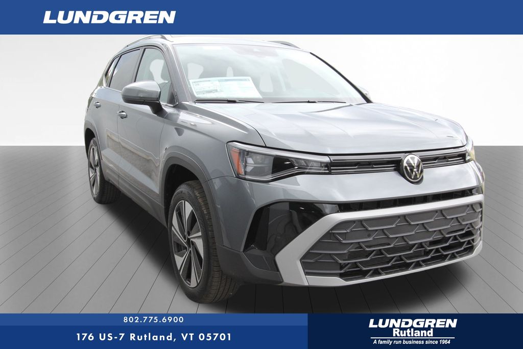 2025 Volkswagen Taos SE's photo