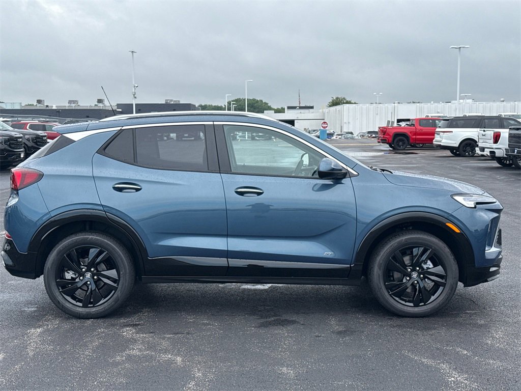 2026 Buick Encore GX Sport Touring photo 5
