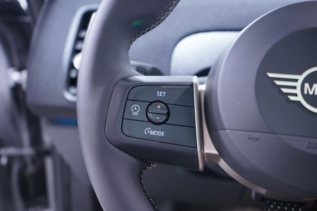 2025 Mini Cooper Base photo 18