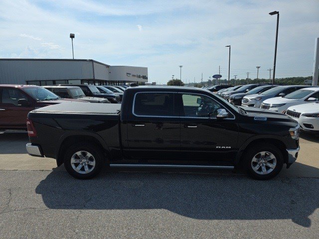 2019 Ram 1500 Laramie photo 7