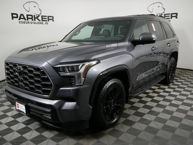 2025 Toyota Sequoia Platinum's photo