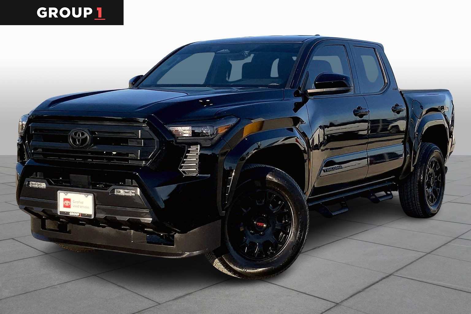 2025 Toyota Tacoma SR5's photo