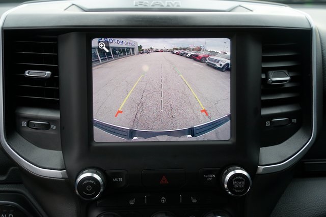 2021 RAM 1500 - Image 15