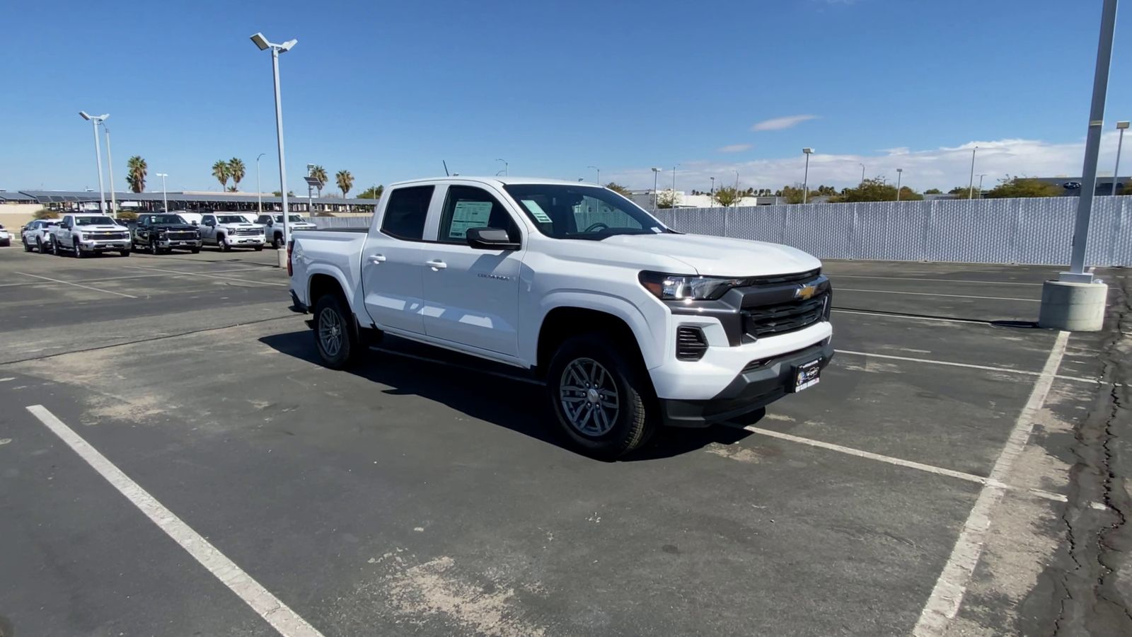 2026 Chevrolet Colorado LT photo 2