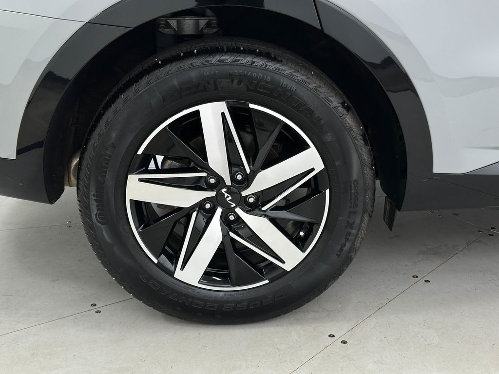 2023 Kia Sorento EX photo 14