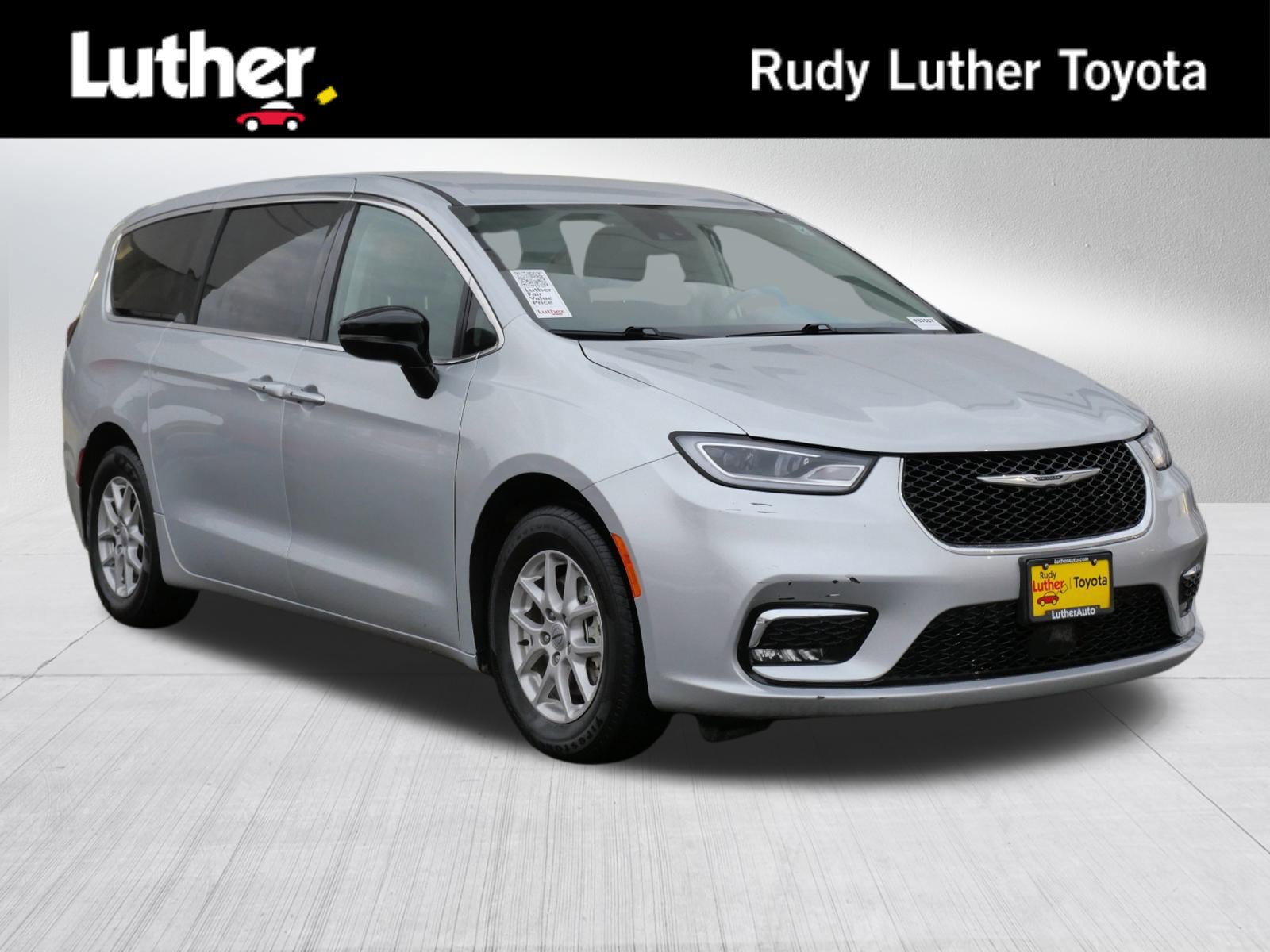 2024 Chrysler Pacifica