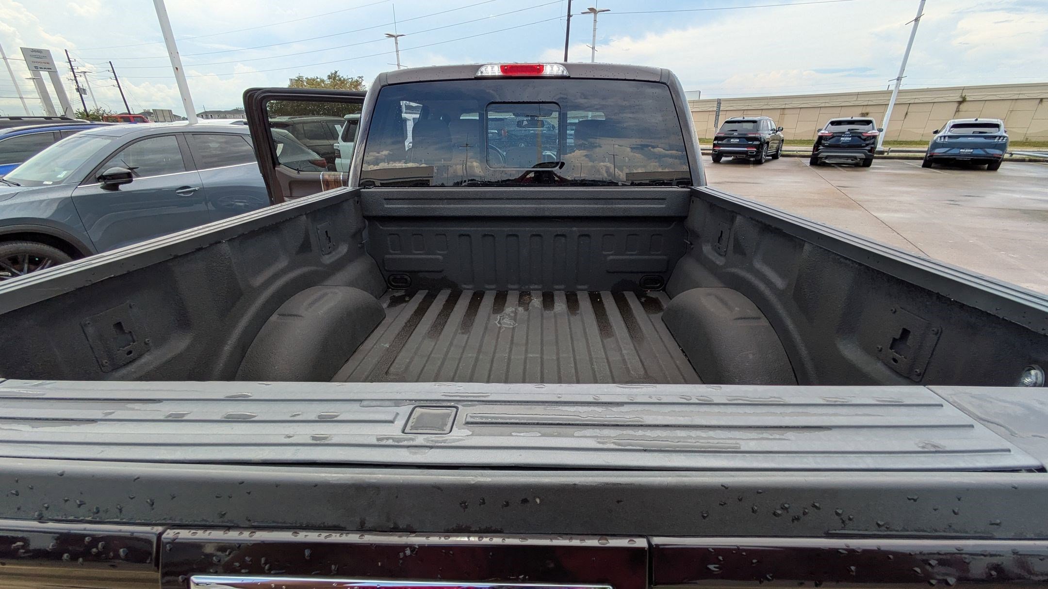 2020 Ford F-150 Lariat photo 29