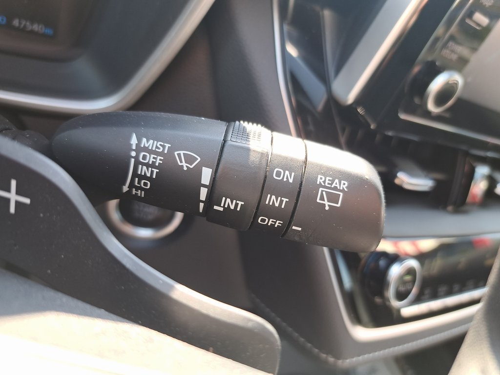 2022 Toyota Corolla SE photo 21
