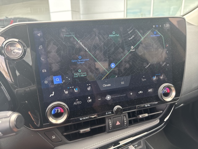 2024 Lexus NX 450h+ Luxury photo 7