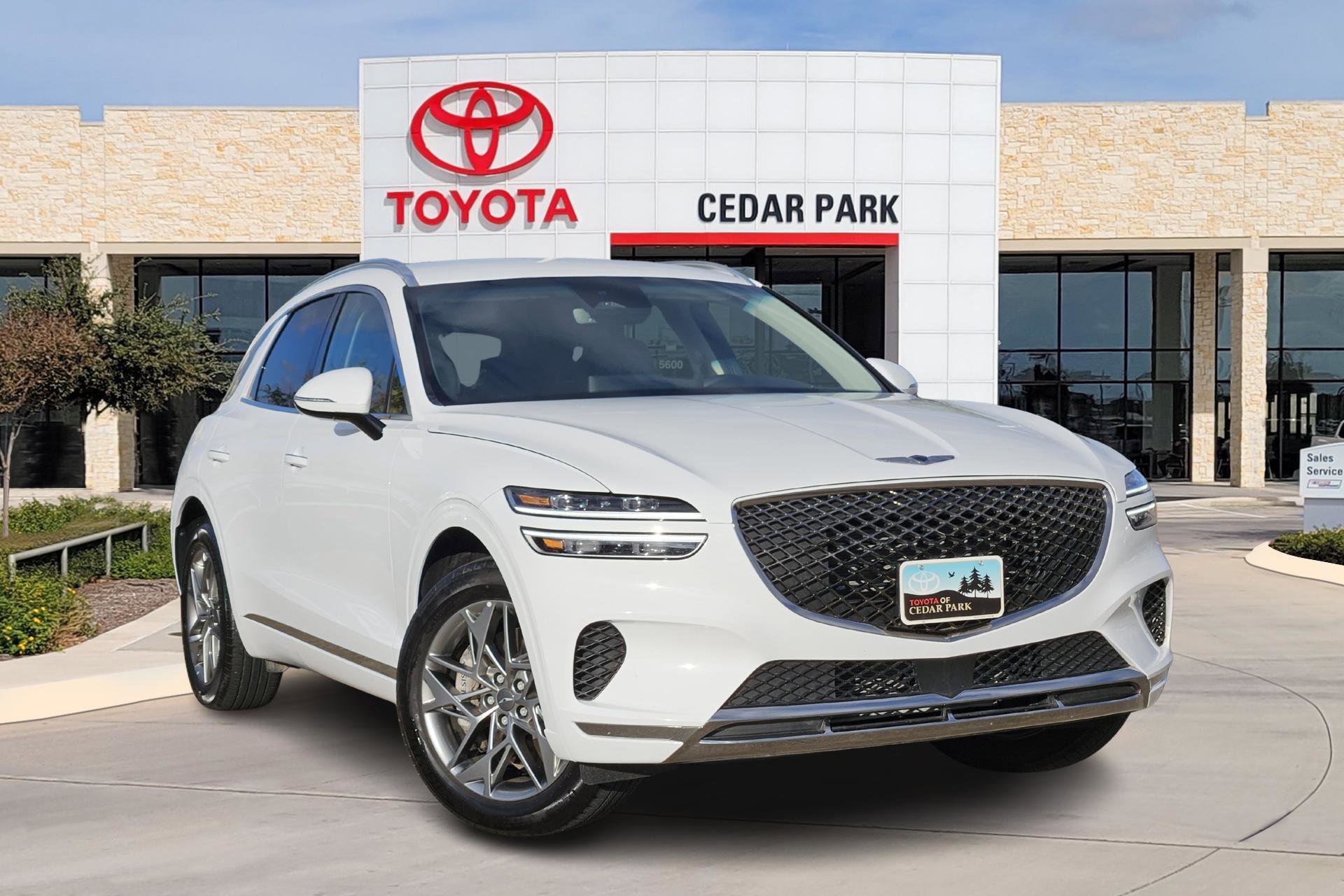 2025 GENESIS GV70 Standard's photo