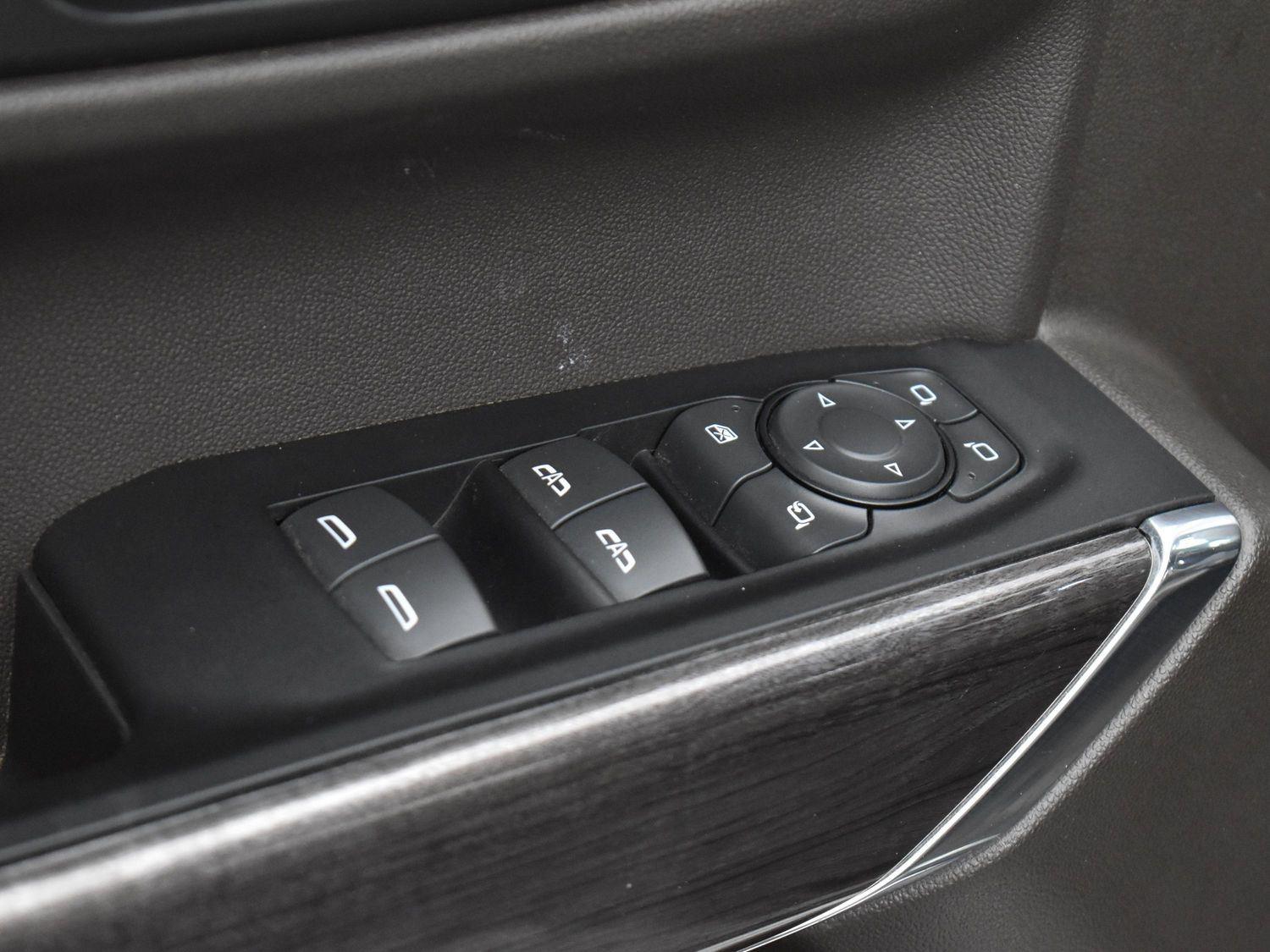 2022 Chevrolet Silverado 1500 LTZ photo 11