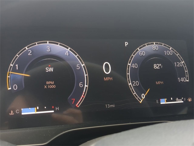 2025 Jeep Grand Cherokee Laredo photo 21