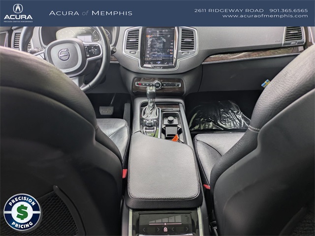 2019 Volvo XC90 T6 Momentum photo 20