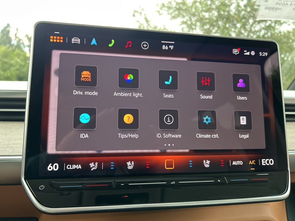 2025 Volkswagen ID. Buzz Pro Plus photo 23