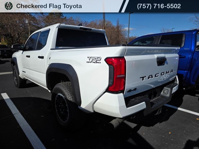 2024 Toyota Tacoma TRD Off-Road photo 4