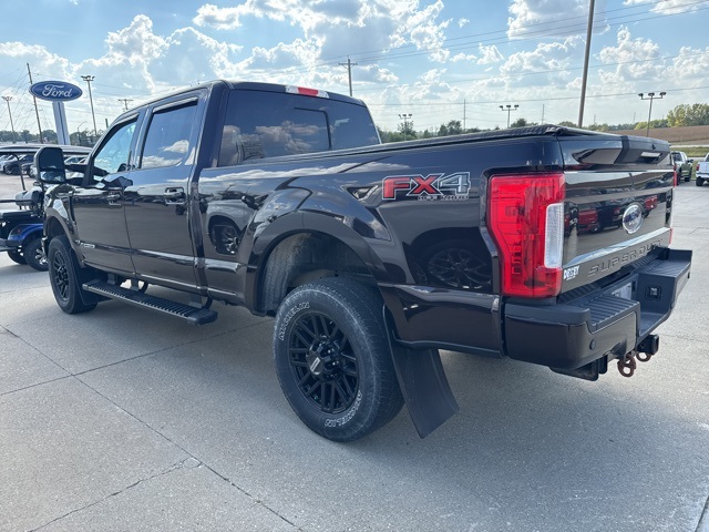 2019 Ford F-250 Lariat photo 3