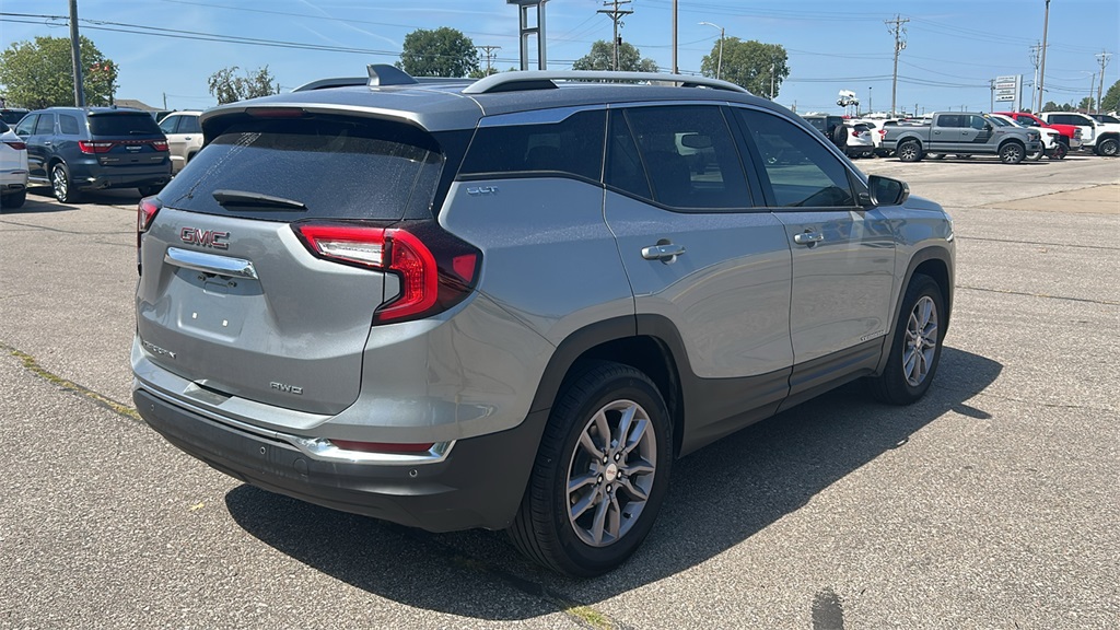 2023 Gmc Terrain SLT photo 3