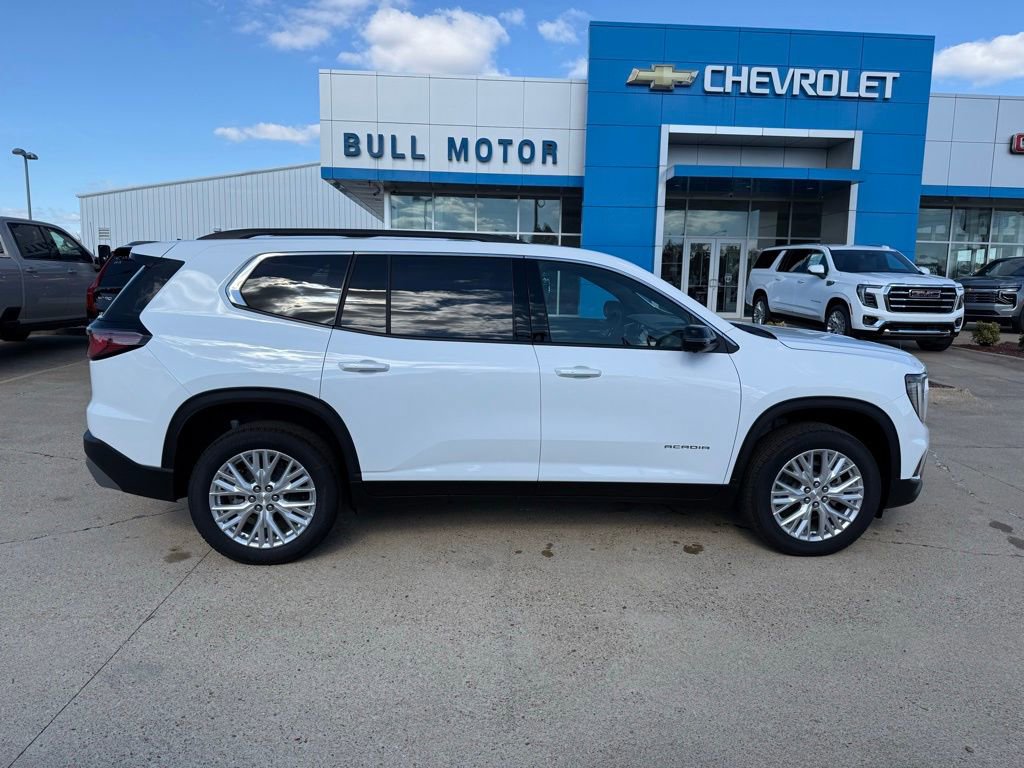 2026 GMC Acadia Elevation's photo