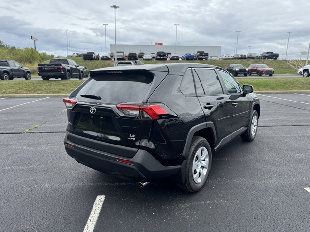 2025 Toyota RAV4 LE photo 3
