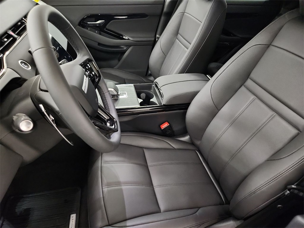 2026 Land Rover Range Rover Evoque S photo 16