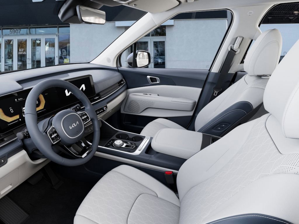 2026 Kia Carnival EX photo 15