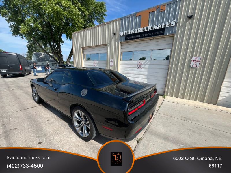 2020 Dodge Challenger R/T photo 4