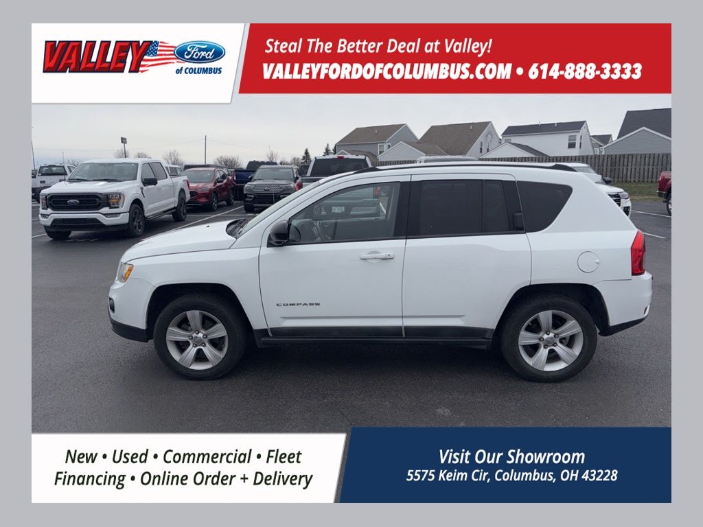 2011 Jeep Compass Base's photo