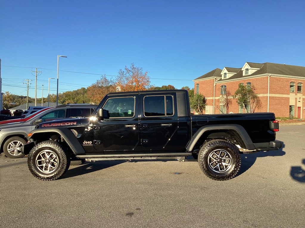 2024 Jeep Gladiator Rubicon's photo