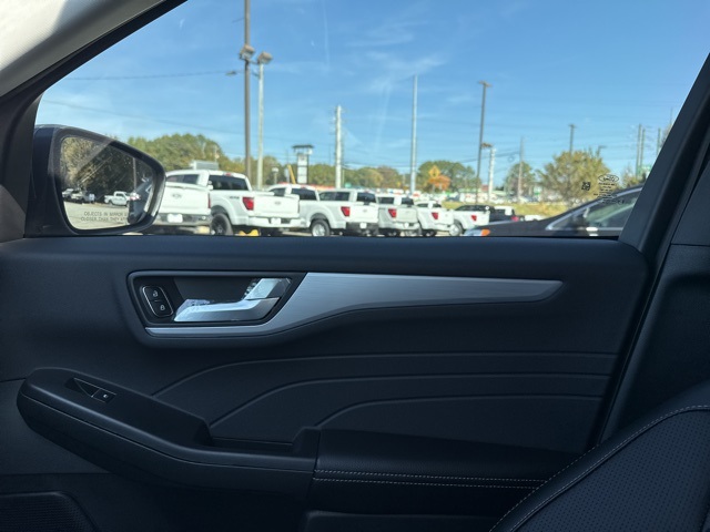 2025 Ford Escape Plug-In Hybrid Base photo 34