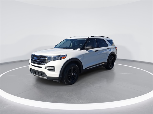 2021 Ford Explorer XLT photo 3