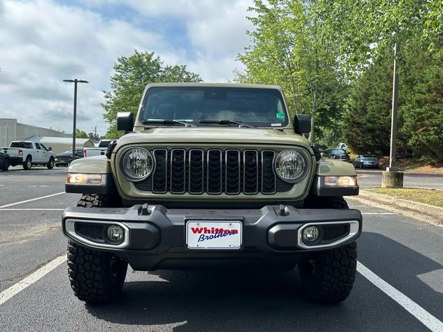 2025 Jeep Gladiator Sport photo 13