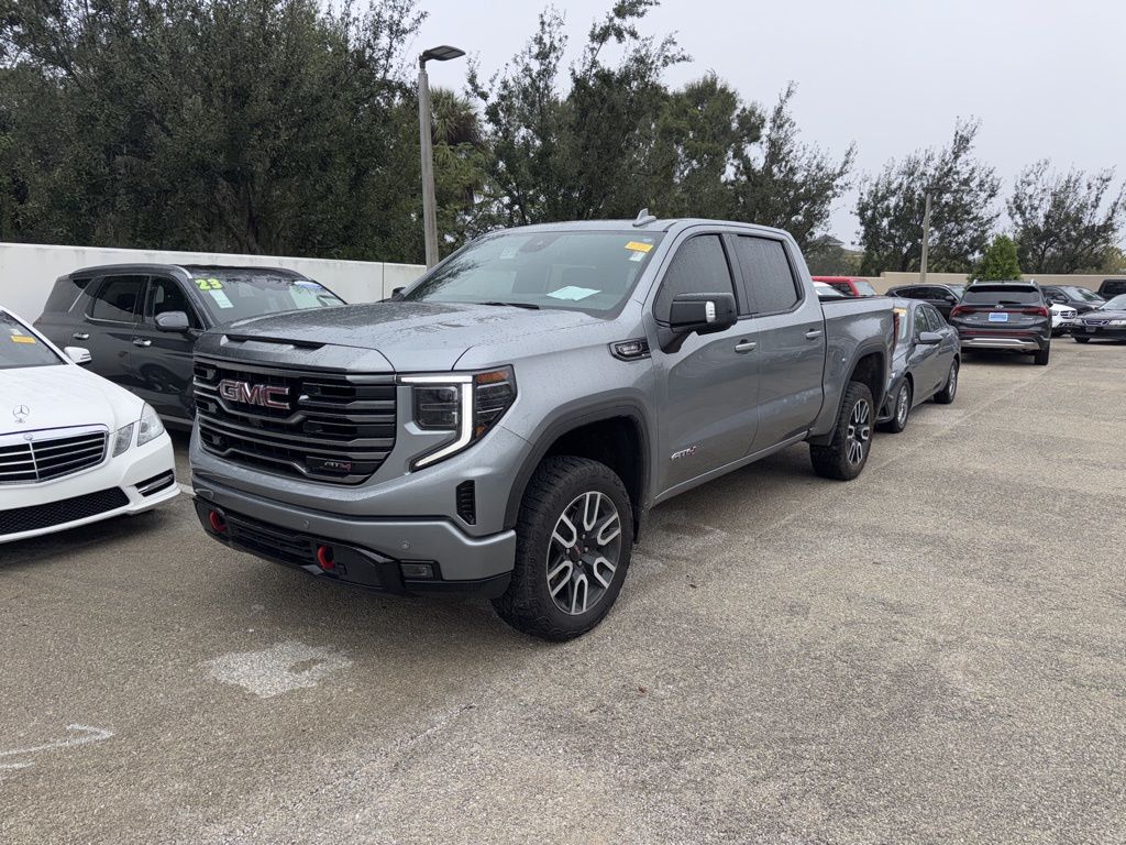 2024 GMC Sierra 1500 AT4's photo