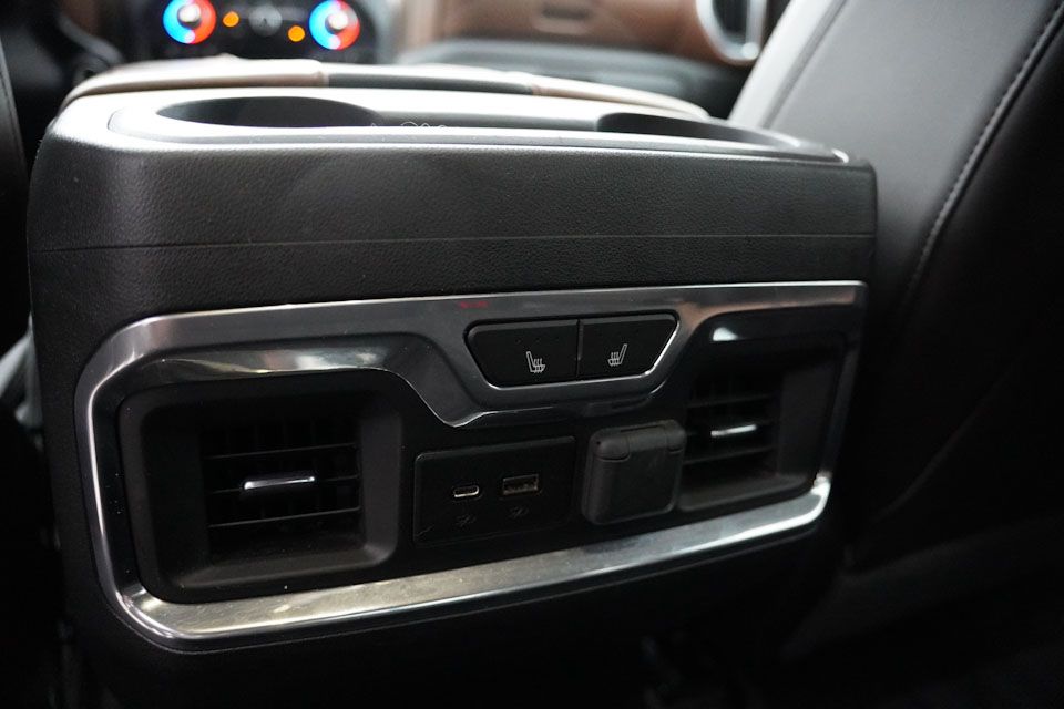 2019 Chevrolet Silverado 1500 High Country Z71 photo 4
