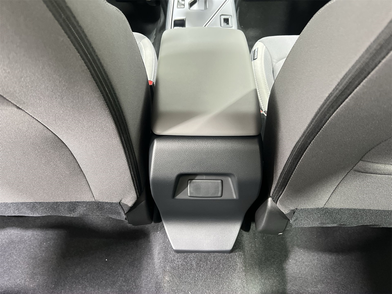2025 Subaru Impreza Base photo 18