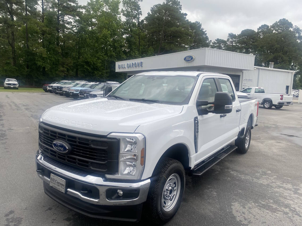 New 2025 Oxford White Ford F-250® XL image 1